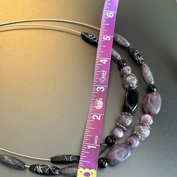 Silvertone wire beaded necklace black purple grey beads lobster claw 2 s… - Picture 10 of 11